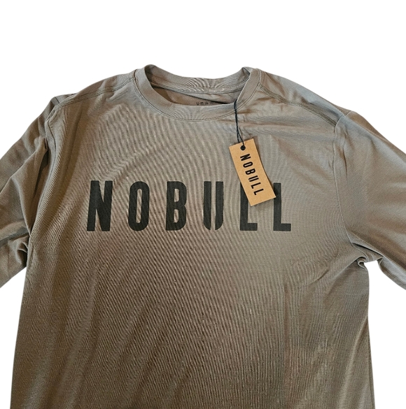 NOBULL Men's Slim Fit Long Sleeve Shirt NEW Workout Gym - Picture 3 of 6